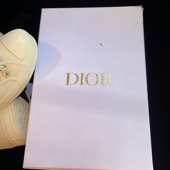 WOMENS CHRISTIAN DIOR DESIGNER CANVAS SNEAKERS - 9.5 - BRAND NEW IN BOX ! - Picture 9 of 10